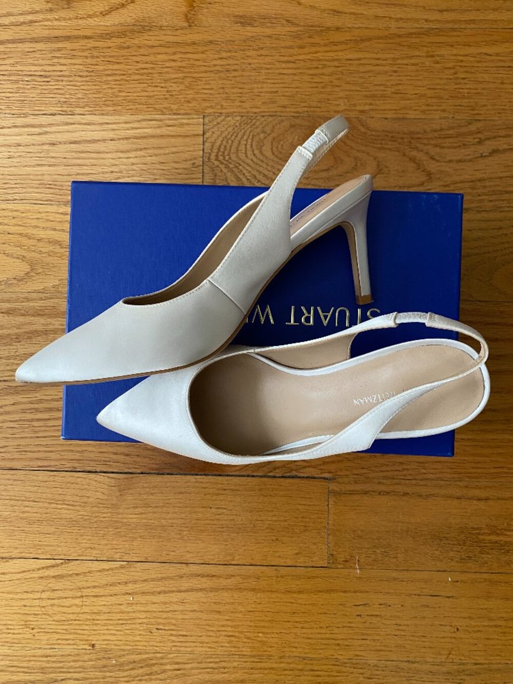 Stuart Weitzman Dancer 75 White Satin Slingback Pumps | 7.5/38